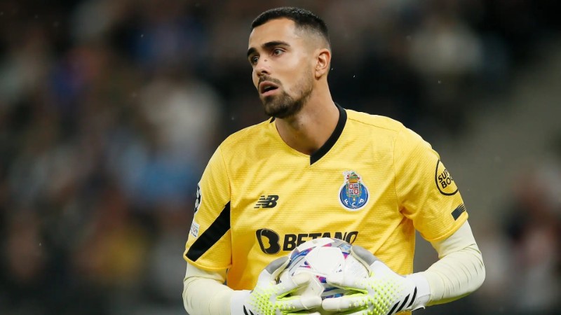 Real muốn Costa thay thế Courtois